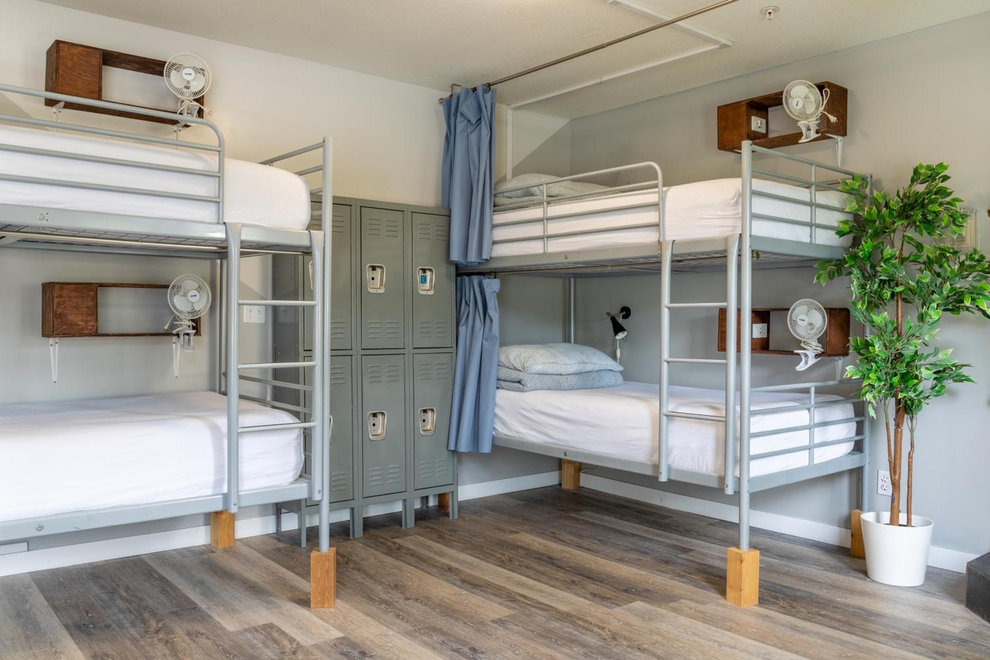 Samesun Banff Hostel Eksteriør bilde